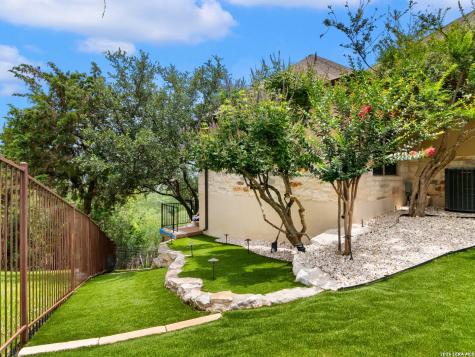 8103 Vanity Hill San Antonio TX 78256
