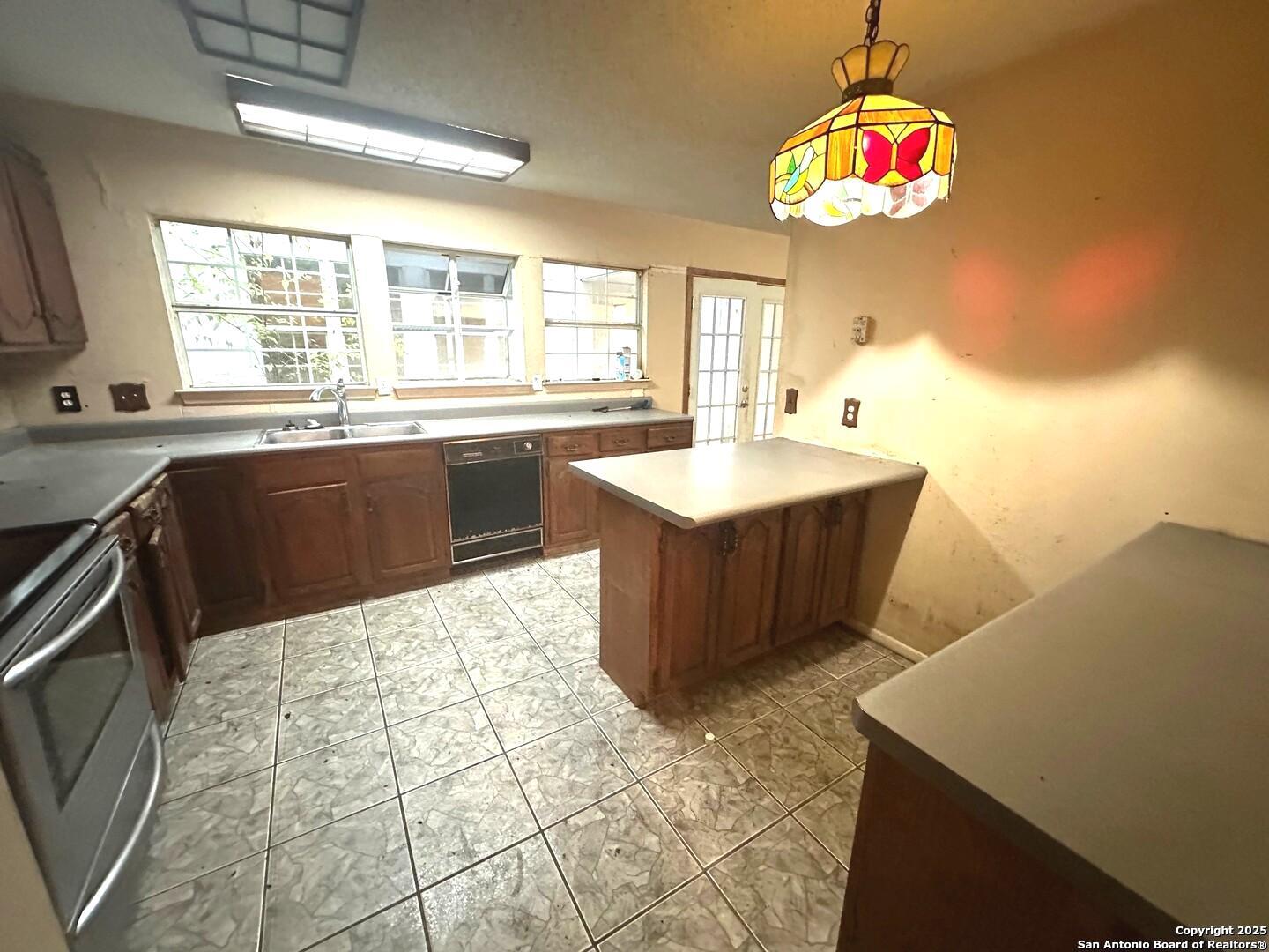 1326 Klondike San Antonio TX 78245