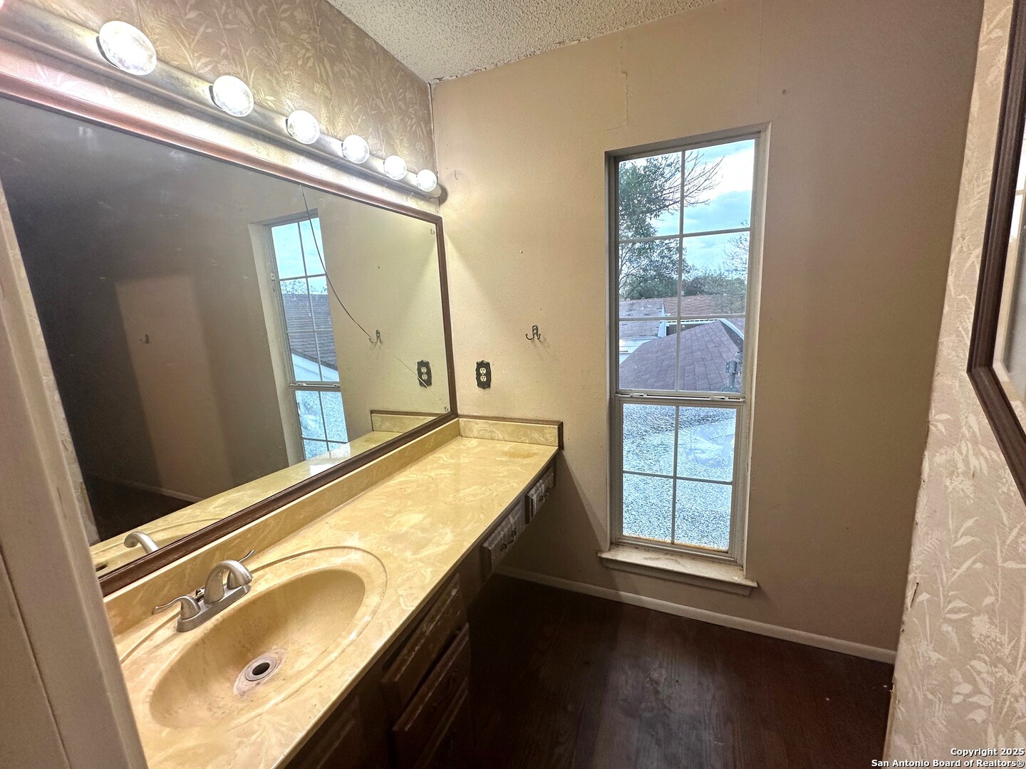 1326 Klondike San Antonio TX 78245