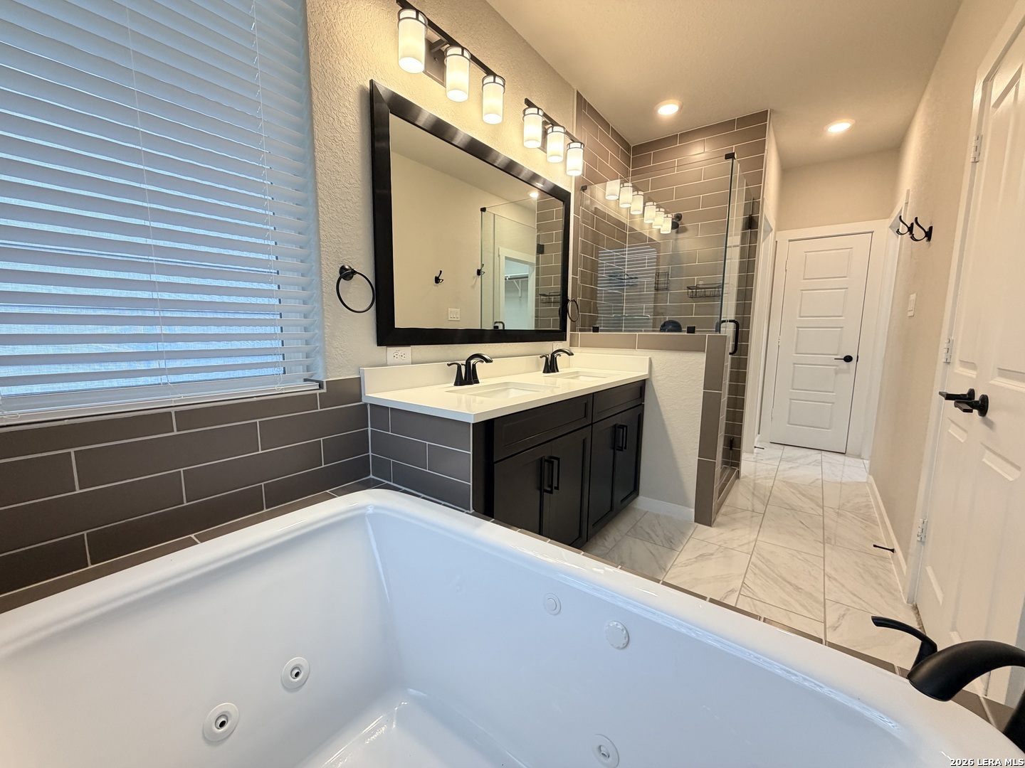 5843 Whitby Road San Antonio TX 78240