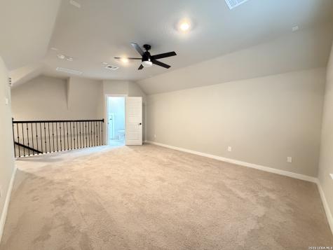 5843 Whitby Road San Antonio TX 78240