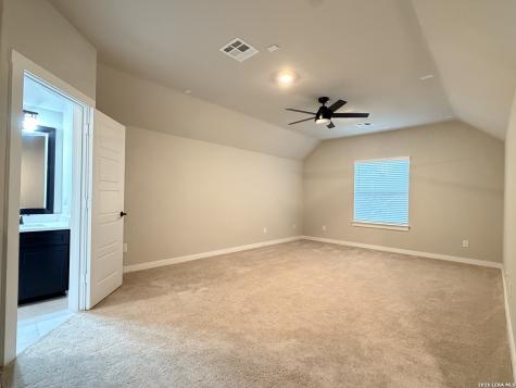 5843 Whitby Road San Antonio TX 78240