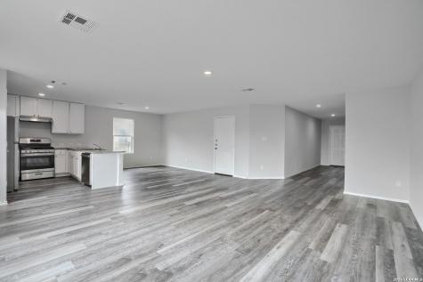 5905 Antonio Place Seguin TX 78155