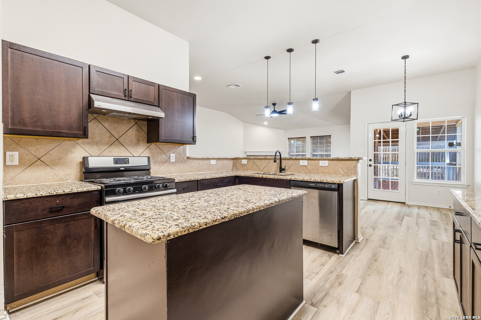 14000 Massena Park Live Oak TX 78233