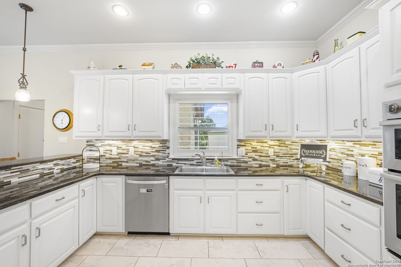 810 Bluff Ridge New Braunfels TX 78132