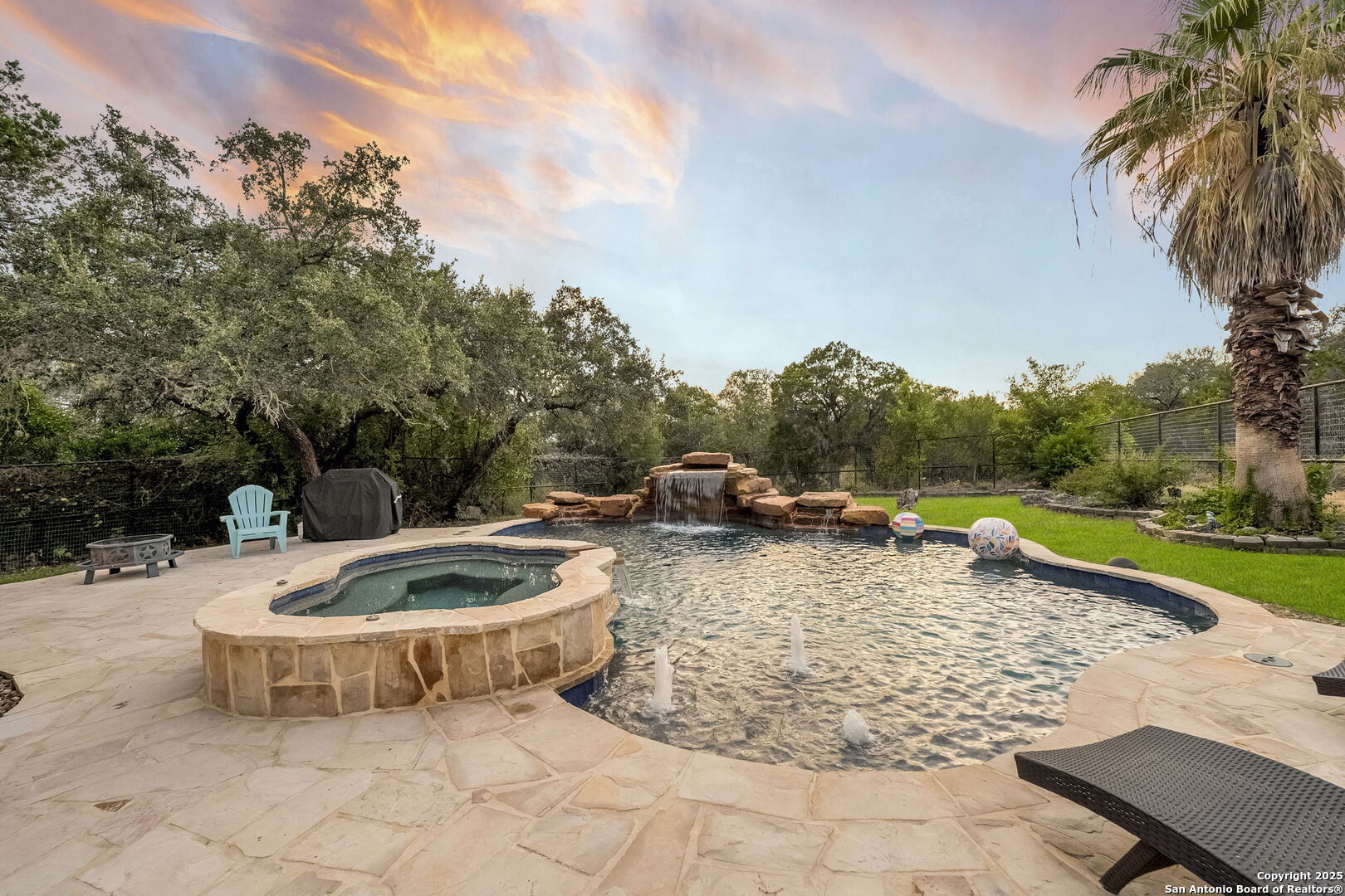 810 Bluff Ridge New Braunfels TX 78132