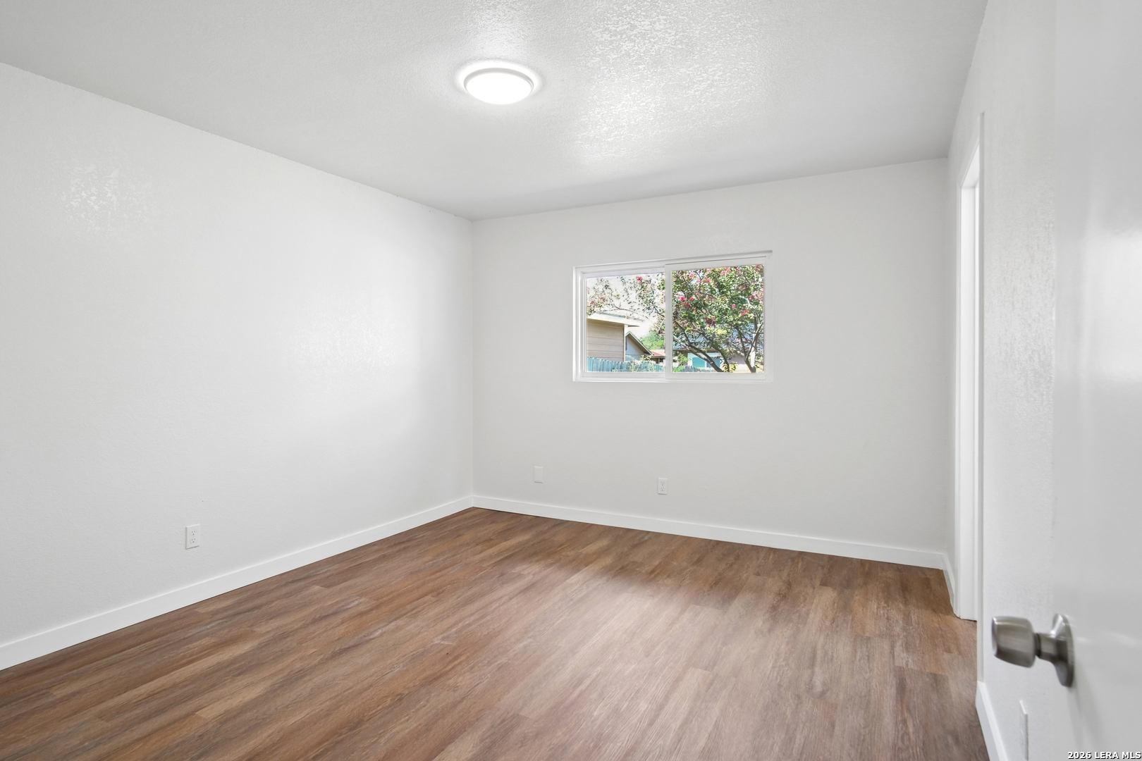 8951 Bowline San Antonio TX 78242