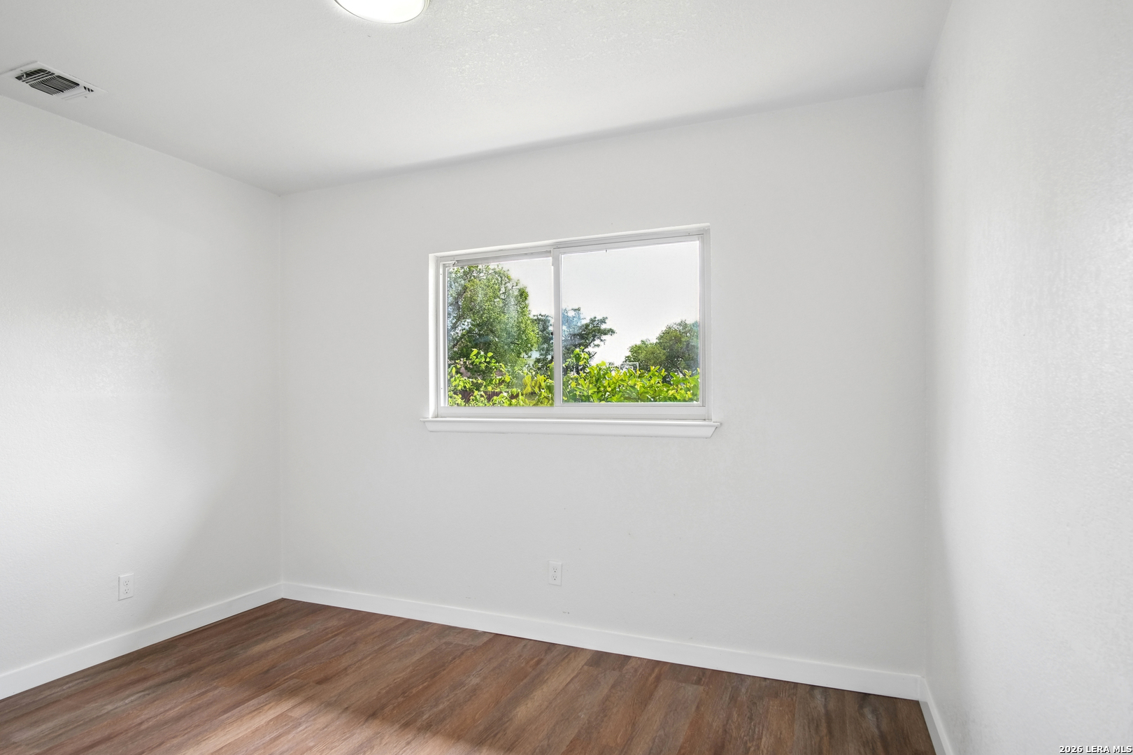 8951 Bowline San Antonio TX 78242