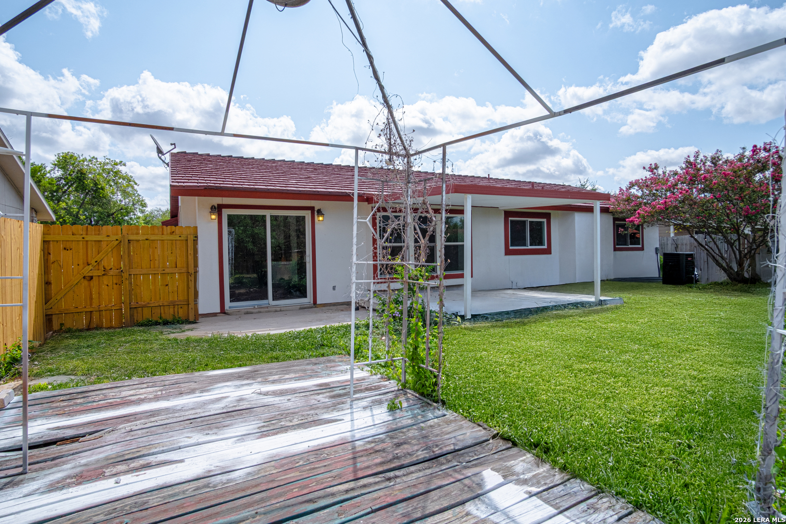 8951 Bowline San Antonio TX 78242