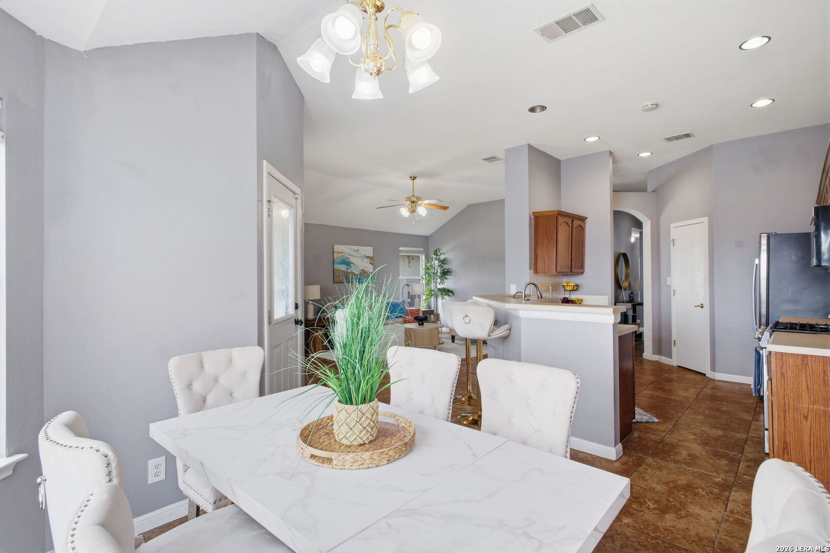 4043 Mistflower Drive Converse TX 78109