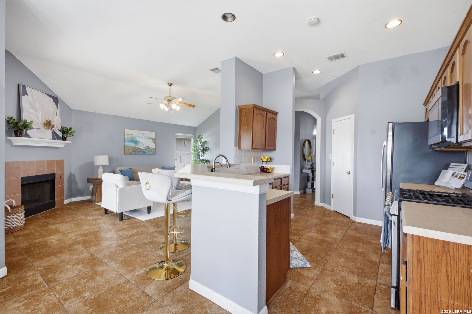 4043 Mistflower Drive Converse TX 78109