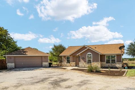 1115 County Road 3822 San Antonio TX 78253