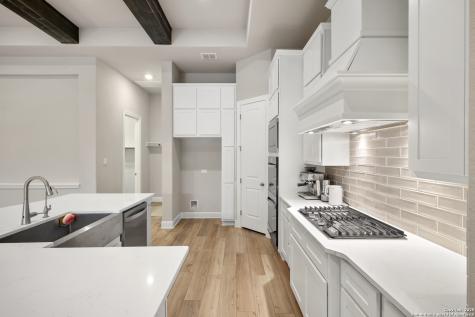 914 Gyngell Lane San Antonio TX 78260