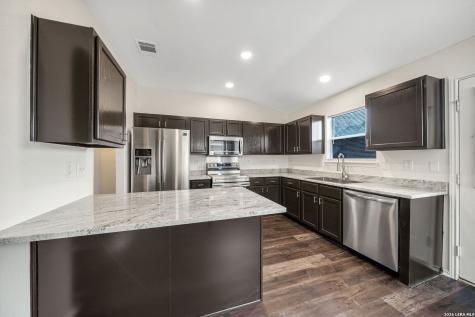 659 Rattler Bluff San Antonio TX 78251