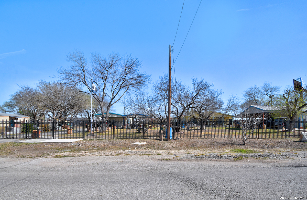 2740 Churchill Converse TX 78109