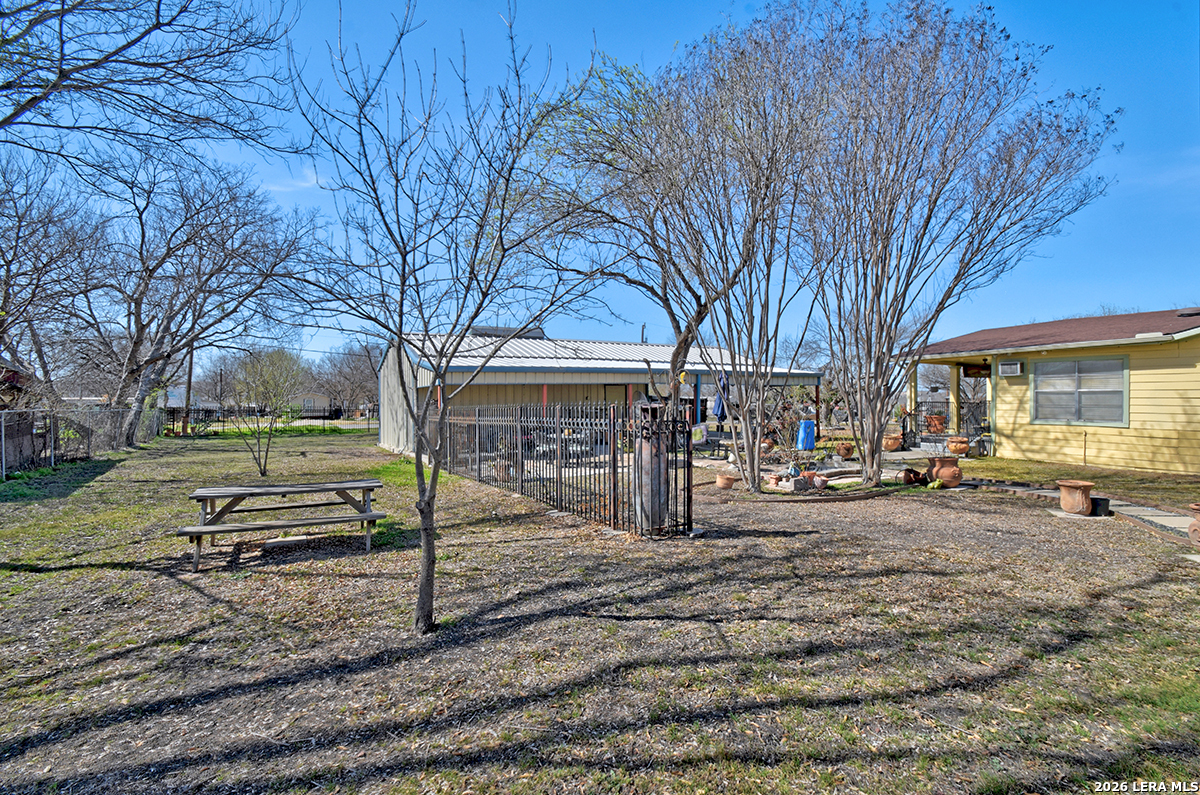 2740 Churchill Converse TX 78109
