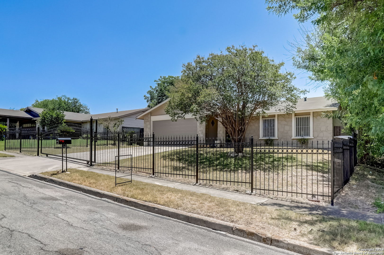 9718 Quicksilver Drive San Antonio TX 78245