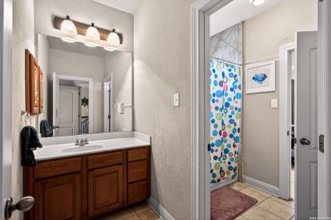3207 Big Pond San Antonio TX 78261