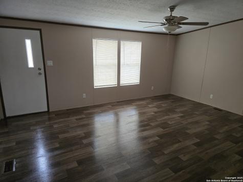730 Park Street Pleasanton TX 78064