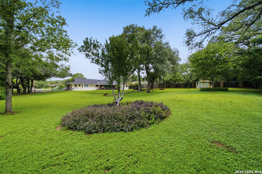 9242 Garden Ridge Drive San Antonio TX 78266
