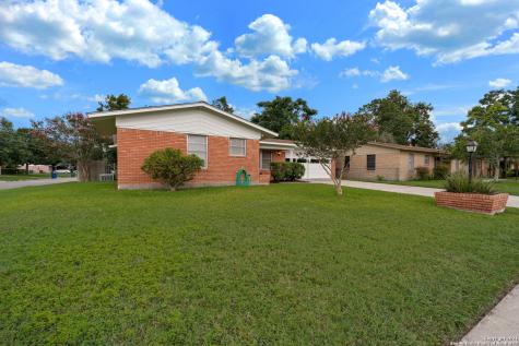 4718 Stoneleigh Drive San Antonio TX 78220