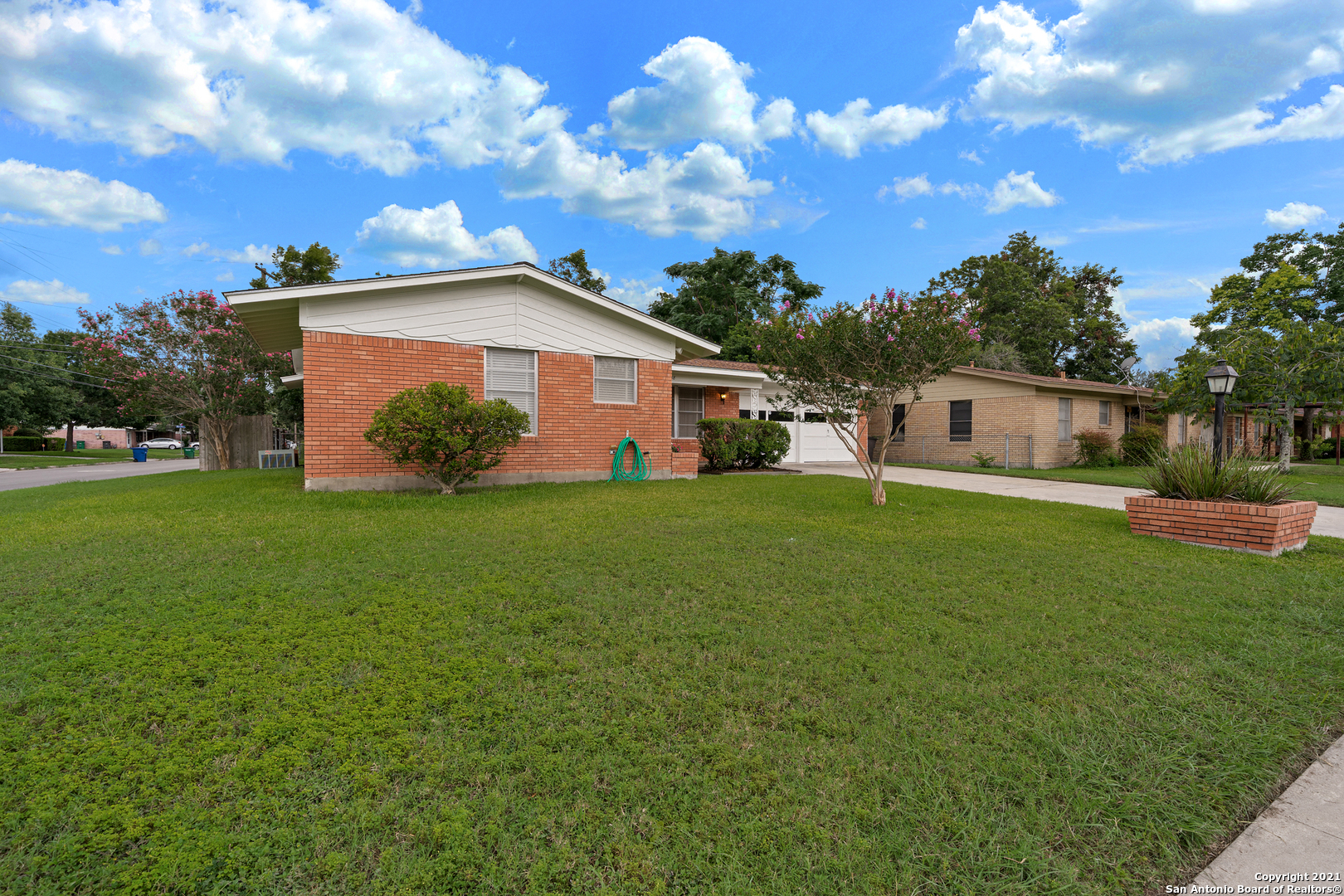 4718 Stoneleigh Drive San Antonio TX 78220