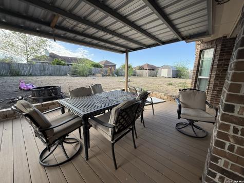 137 Lakeview Trace Three Rivers TX 78071