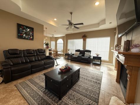137 Lakeview Trace Three Rivers TX 78071