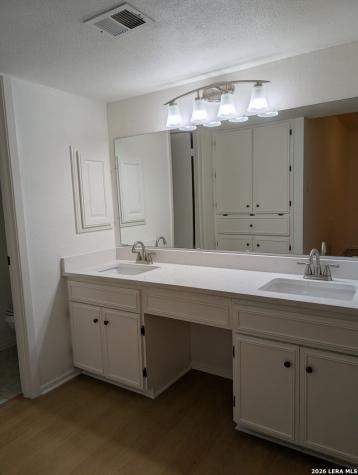 4401 Shakertown San Antonio TX 78238