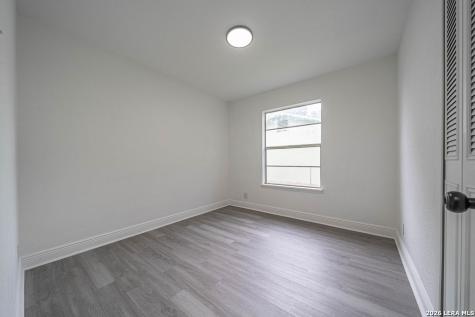 8607 Ludtke Avenue San Antonio TX 78221