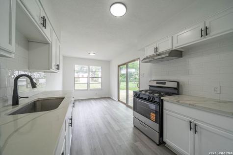8607 Ludtke Avenue San Antonio TX 78221