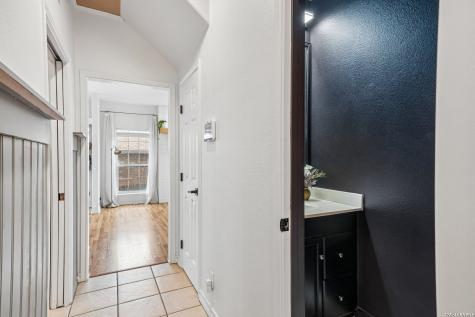 15727 Knolldown San Antonio TX 78247