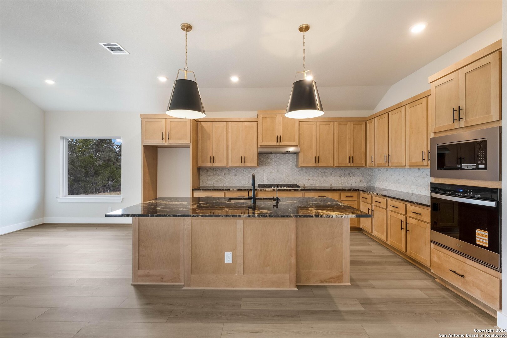 421 Fandango Boerne TX 78006