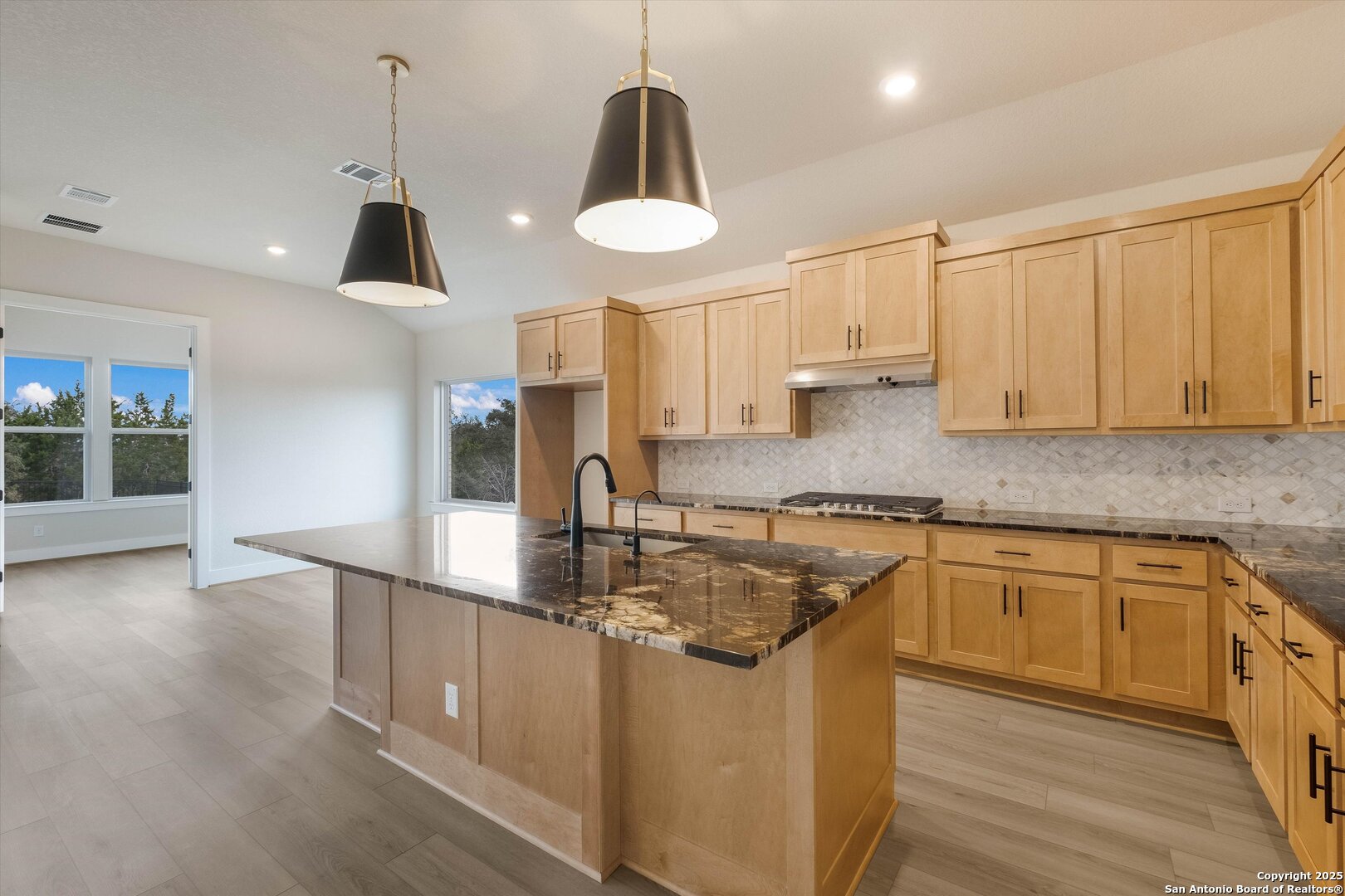 421 Fandango Boerne TX 78006