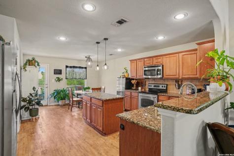 2092 Stallion Springs Drive Fischer TX 78623