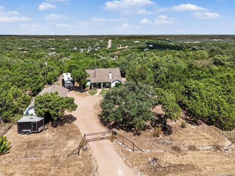 2092 Stallion Springs Drive Fischer TX 78623