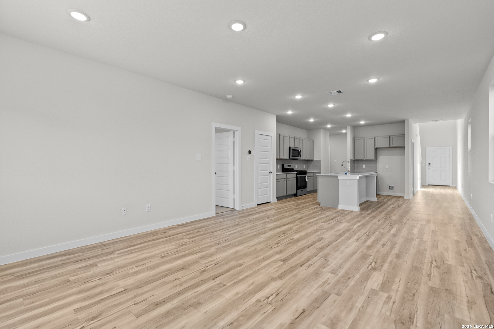 9975 Chavaneaux Landing San Antonio TX 78221