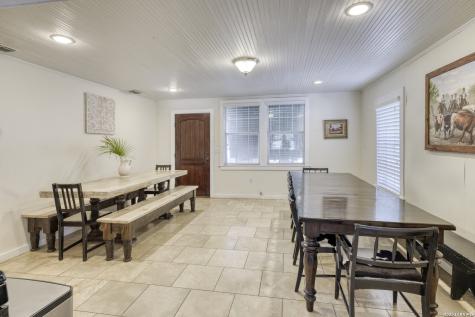 512 Cr 348 (River Road) Concan TX 78838
