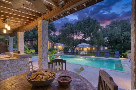 512 Cr 348 (River Road) Concan TX 78838