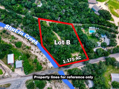 512 Cr 348 (River Road) Concan TX 78838