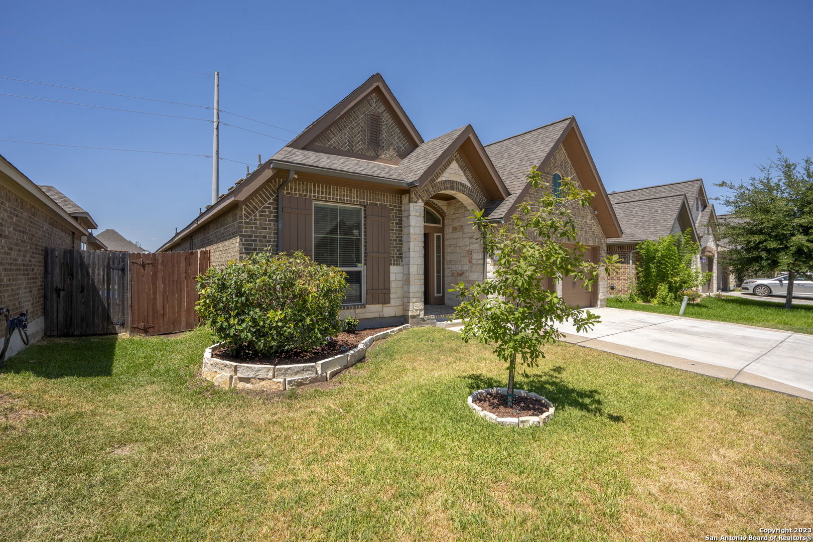 2130 Pioneer Pass Seguin TX 78155