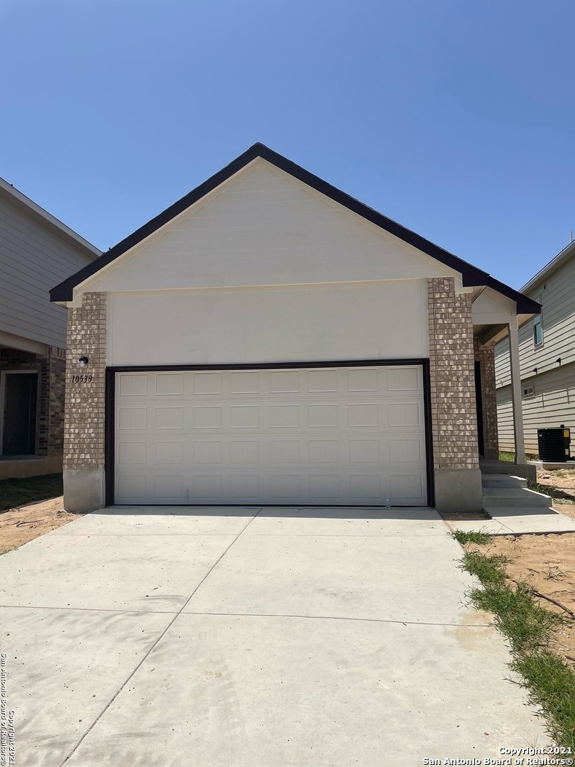 10539 Green Rock Drive San Antonio TX 78223