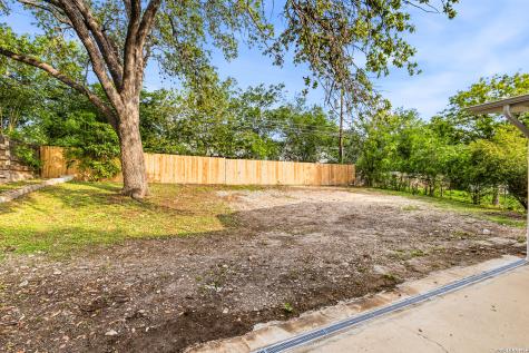 122 Green Meadow Boulevard San Antonio TX 78213