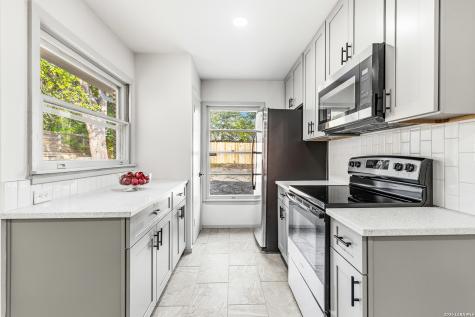 122 Green Meadow Boulevard San Antonio TX 78213