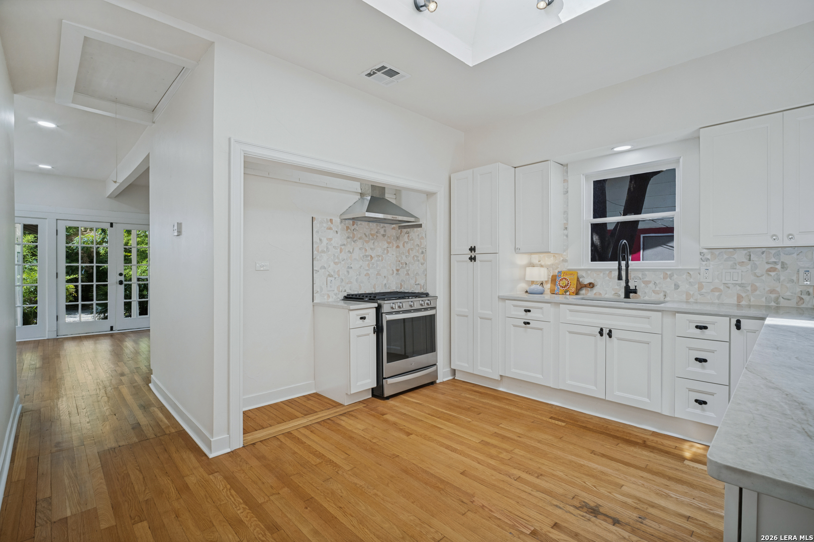 214 Ira Avenue San Antonio TX 78209
