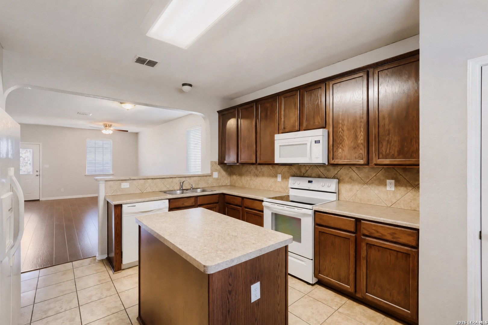 4011 Ashleaf Pecan San Antonio TX 78261