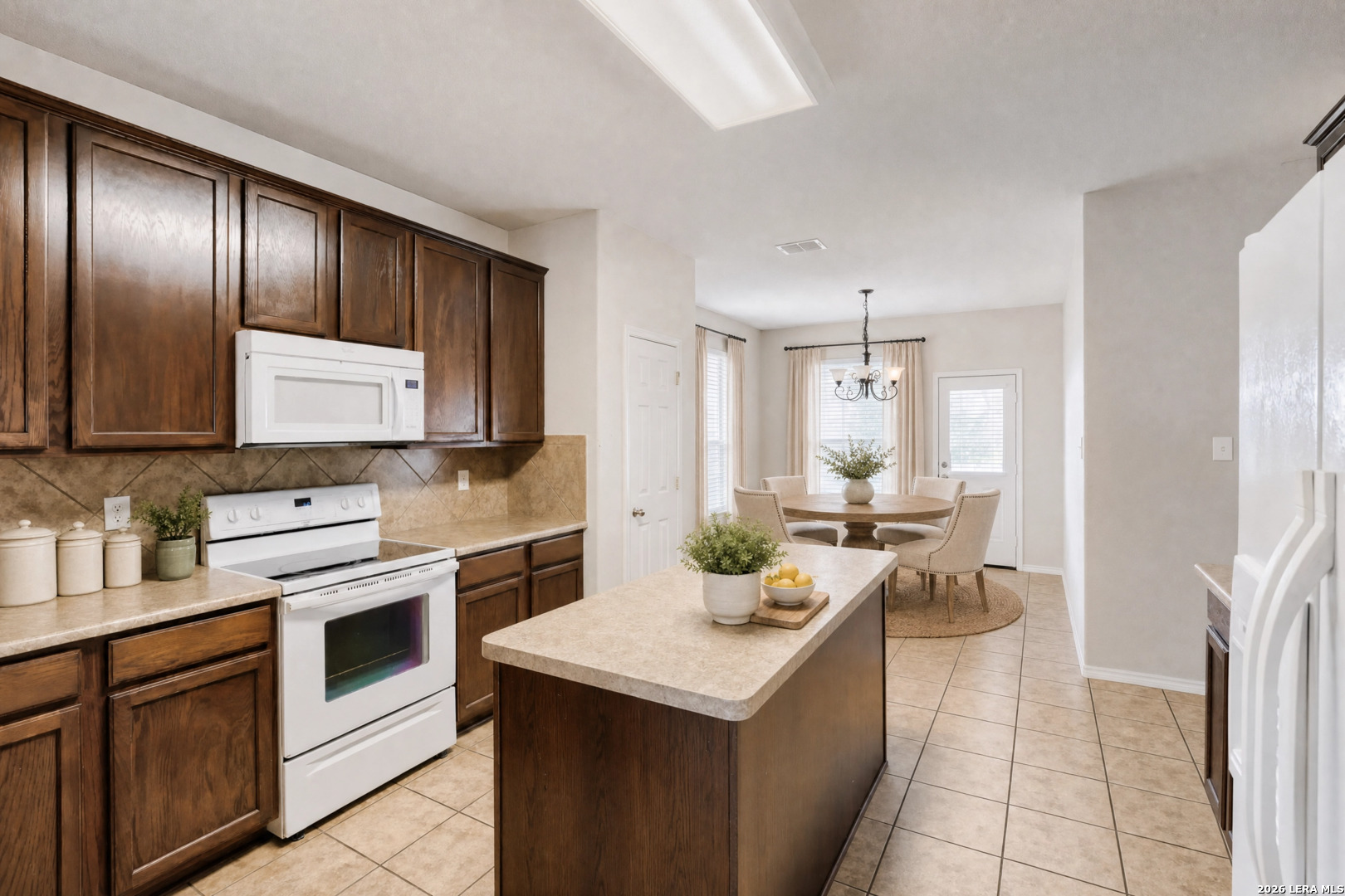 4011 Ashleaf Pecan San Antonio TX 78261