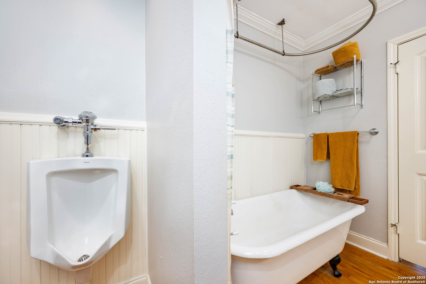 131 Larchmont San Antonio TX 78209