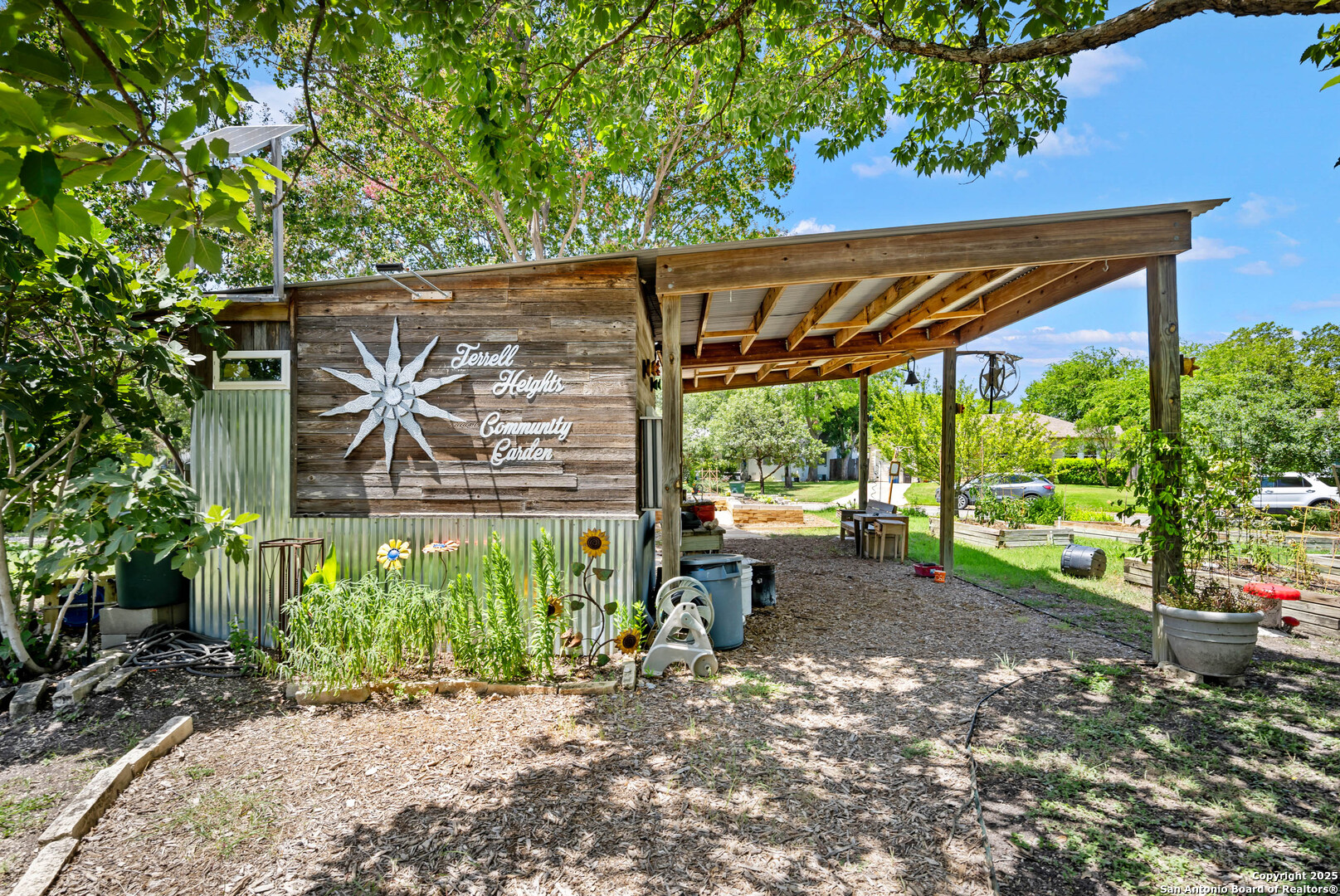 131 Larchmont San Antonio TX 78209