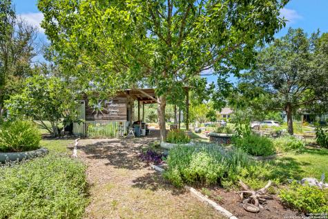 131 Larchmont San Antonio TX 78209
